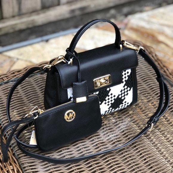 NWT Michael Kors woven handbag&wristlet